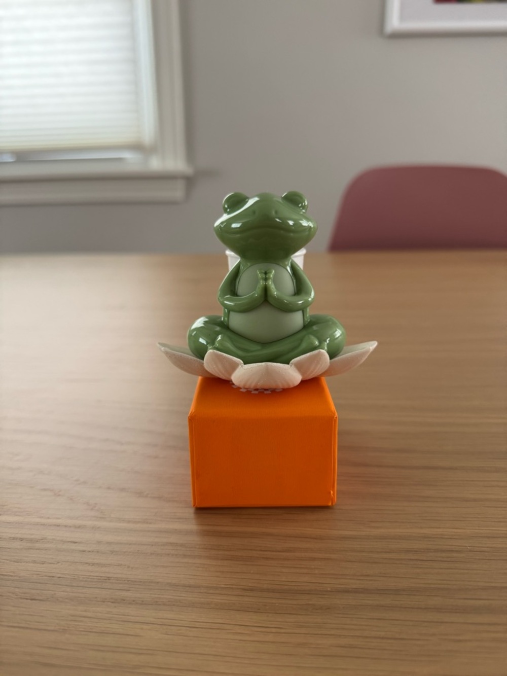 Bath and Body Works Frog Wallflower Plug NWT